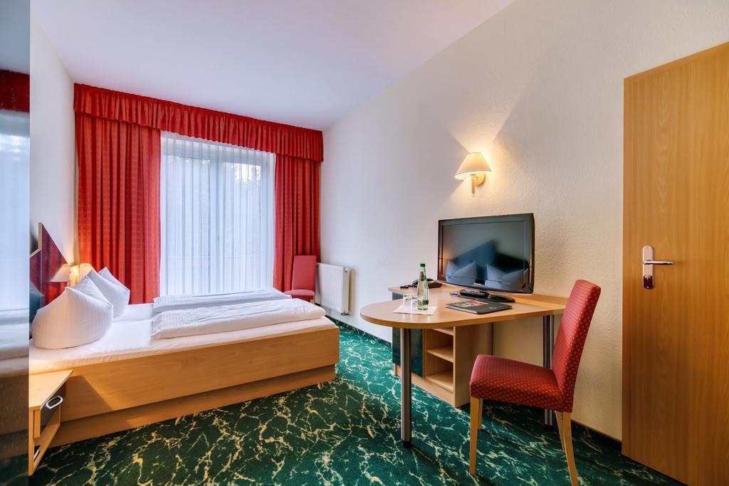 Waldhotel Vogtland Klingenthal Exterior photo